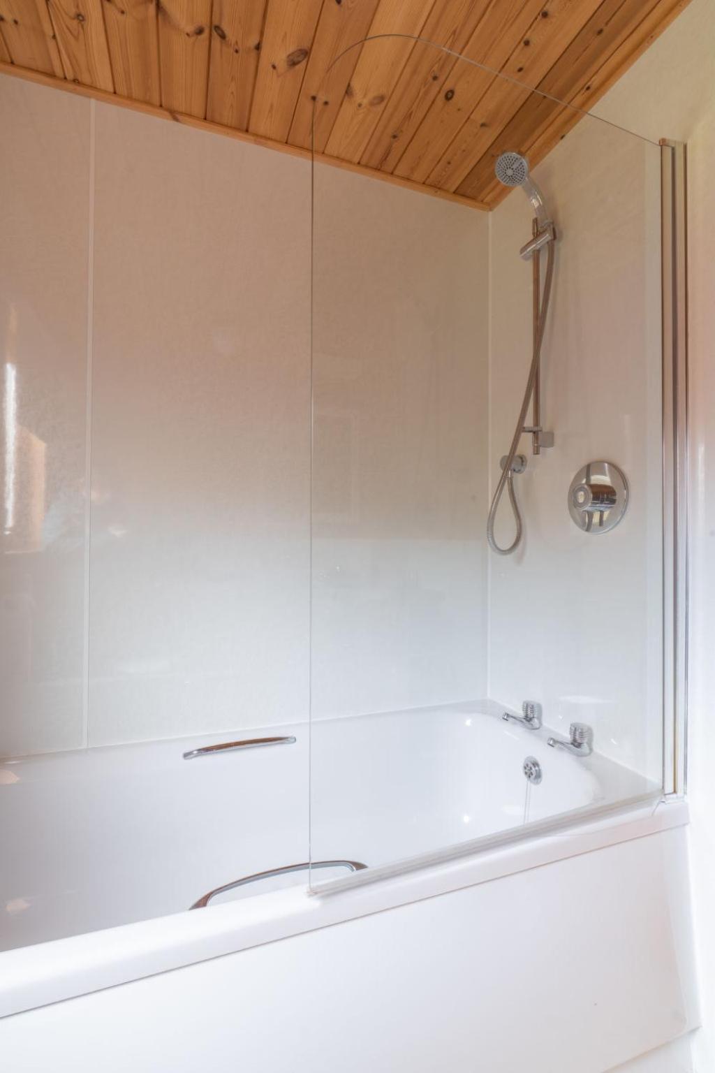 Chalet Loch Leven Lodge 10 By Interhome Kinross ภายนอก รูปภาพ